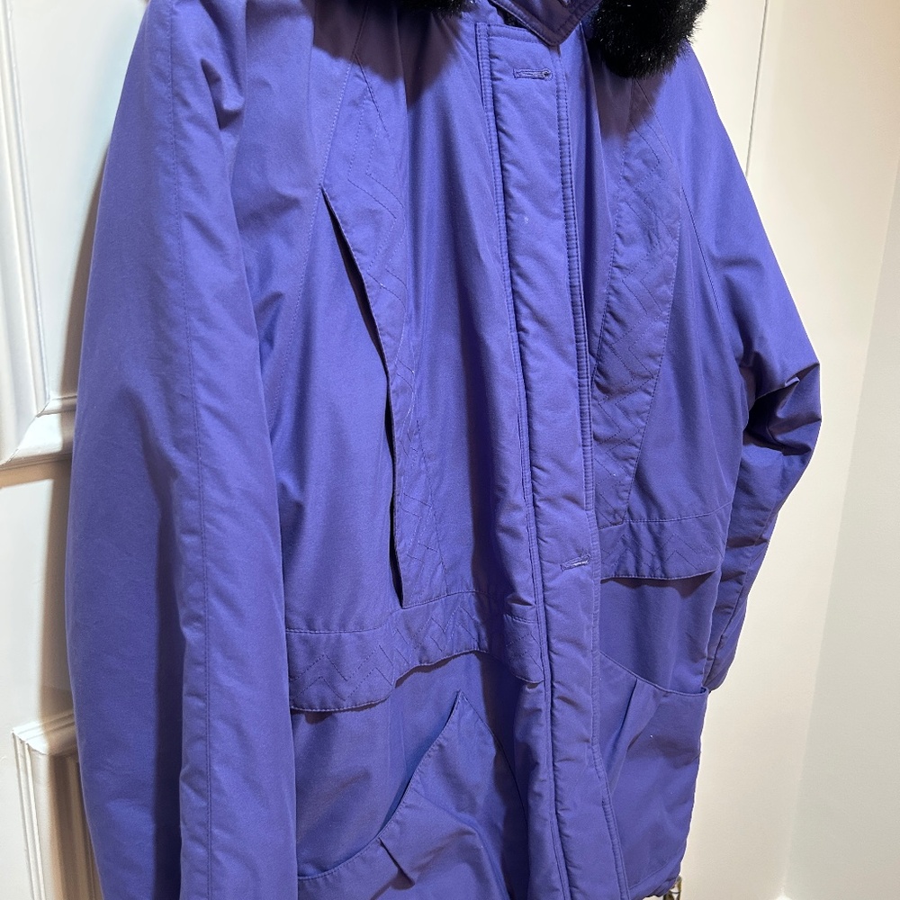 Norm Thompson women's parka Small